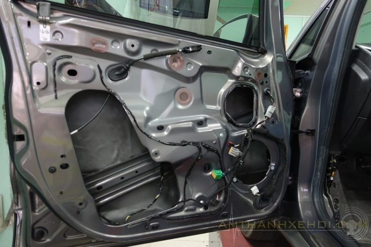 Ford Ecosport - Cách âm và nâng cấp nhẹ âm thanh. Ford Ecosport - Cách âm và nâng cấp nhẹ âm thanh.