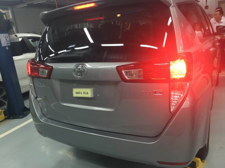 Ảnh thực tế và tính năng Innova hoàn toàn mới Ảnh thực tế và tính năng Innova hoàn toàn mới