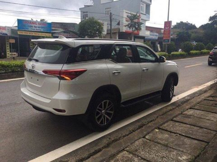 Xin thông tin về Fortuner 2017!