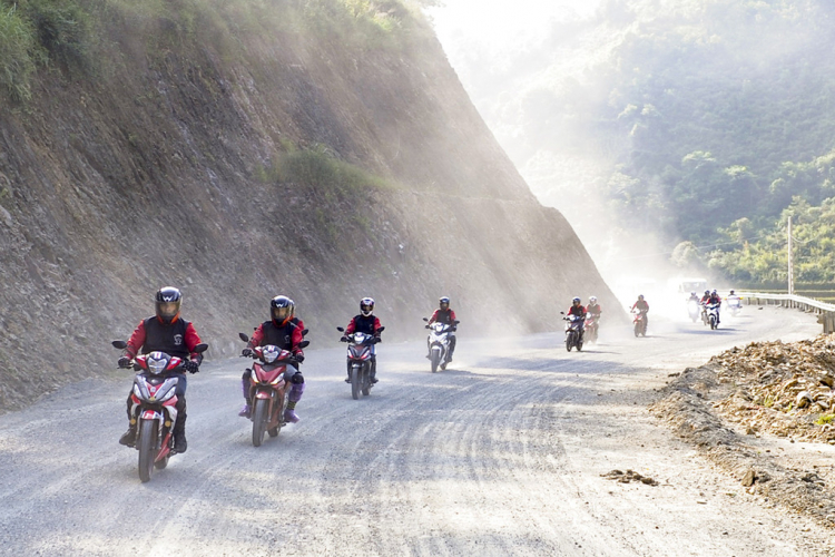 Hành Trình Chinh Phục Cực Tây A Pa Chải cùng Honda Winner 150i Hành Trình Chinh Phục Cực Tây A Pa Chải cùng Honda Winner 150i