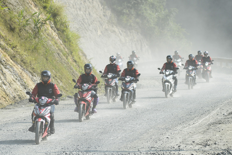 Hành Trình Chinh Phục Cực Tây A Pa Chải cùng Honda Winner 150i Hành Trình Chinh Phục Cực Tây A Pa Chải cùng Honda Winner 150i
