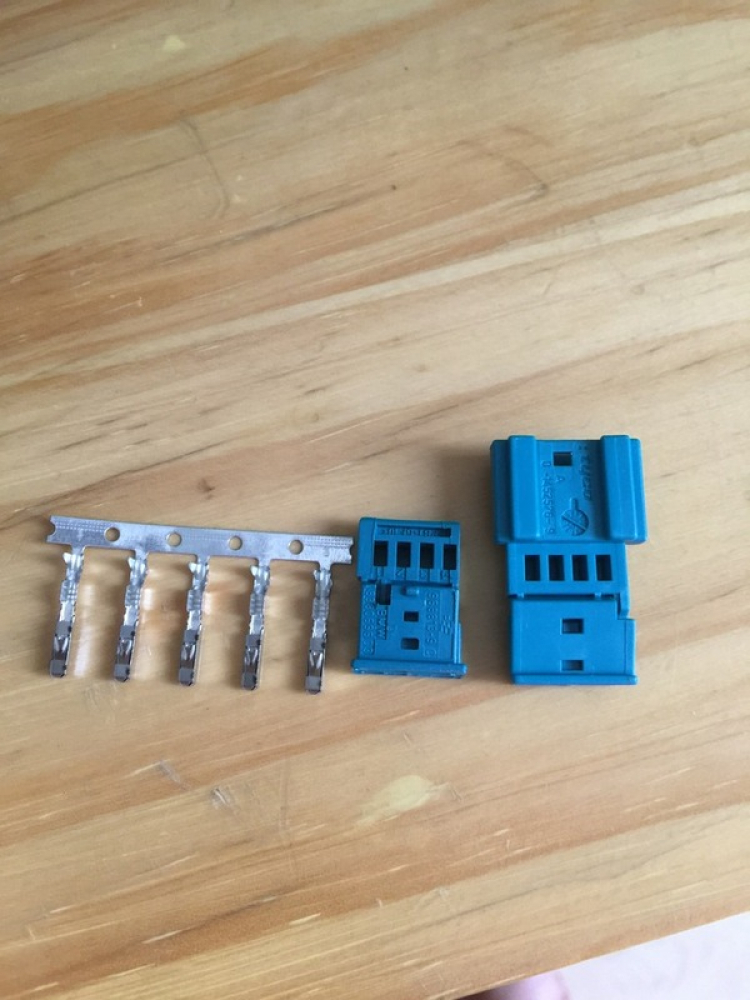 HƯỚNG DẪN CHI TIẾT CÁCH RETROFIT PADDLE SHIFTS CHO E90 HƯỚNG DẪN CHI TIẾT CÁCH RETROFIT PADDLE SHIFTS CHO E90