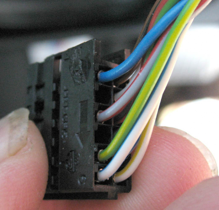 HƯỚNG DẪN CHI TIẾT CÁCH RETROFIT PADDLE SHIFTS CHO E90 HƯỚNG DẪN CHI TIẾT CÁCH RETROFIT PADDLE SHIFTS CHO E90