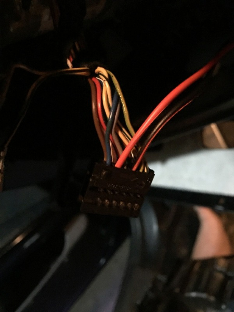 HƯỚNG DẪN CHI TIẾT CÁCH RETROFIT PADDLE SHIFTS CHO E90 HƯỚNG DẪN CHI TIẾT CÁCH RETROFIT PADDLE SHIFTS CHO E90