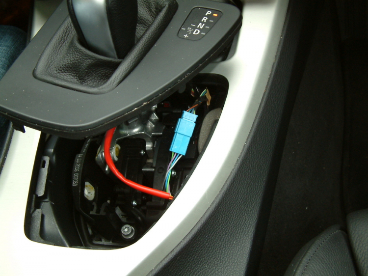 HƯỚNG DẪN CHI TIẾT CÁCH RETROFIT PADDLE SHIFTS CHO E90 HƯỚNG DẪN CHI TIẾT CÁCH RETROFIT PADDLE SHIFTS CHO E90