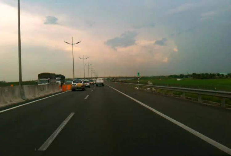 Những tình huống lái xe nên "Lưu ý" ! Những tình huống lái xe nên "Lưu ý" !