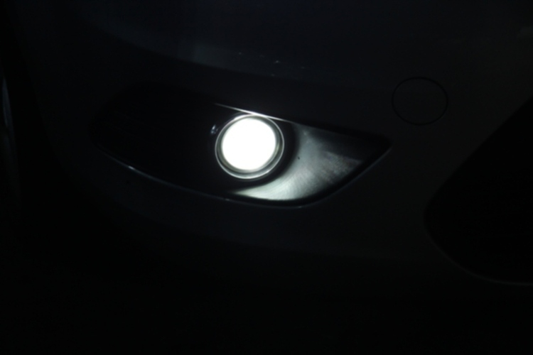 Chuyên Độ gương & đèn Biexenon cho các loại xe . Bán Những bóng Philips Lumiled đủ các lo trang 61 . Chuyên Độ gương & đèn Biexenon cho các loại xe . Bán Những bóng Philips Lumiled đủ các lo trang 61 .