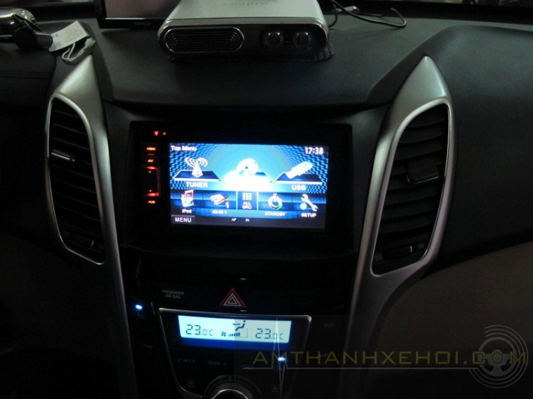 <<Tham Khảo>> DVD Hàng hiệu Kenwood, JVC - Camera trước & sau - Màn hình gối đầu. <<Tham Khảo>> DVD Hàng hiệu Kenwood, JVC - Camera trước & sau - Màn hình gối đầu.