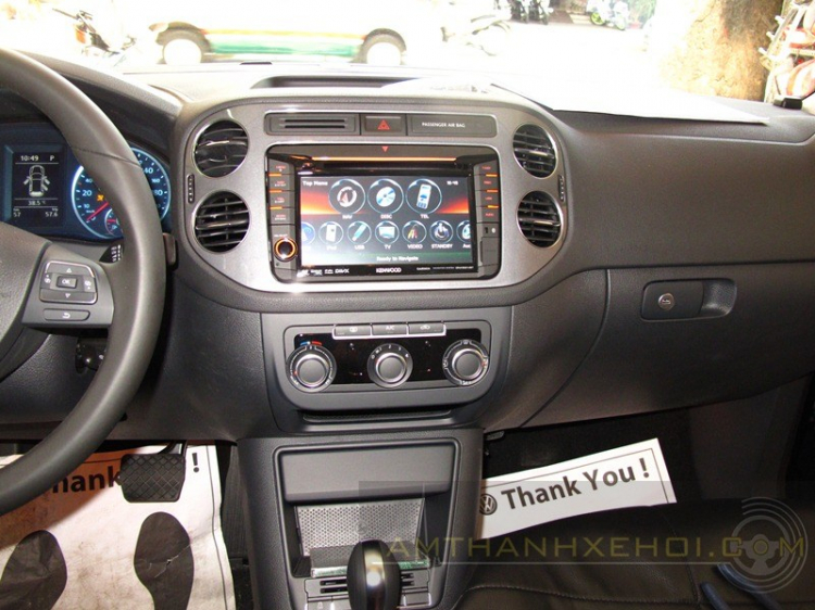 <<Tham Khảo>> DVD Hàng hiệu Kenwood, JVC - Camera trước & sau - Màn hình gối đầu. <<Tham Khảo>> DVD Hàng hiệu Kenwood, JVC - Camera trước & sau - Màn hình gối đầu.
