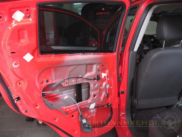 Vũ Car Workshop: Chuyên độ "âm thanh - hình ảnh - mâm - body" cho xe hơi. Vũ Car Workshop: Chuyên độ "âm thanh - hình ảnh - mâm - body" cho xe hơi.