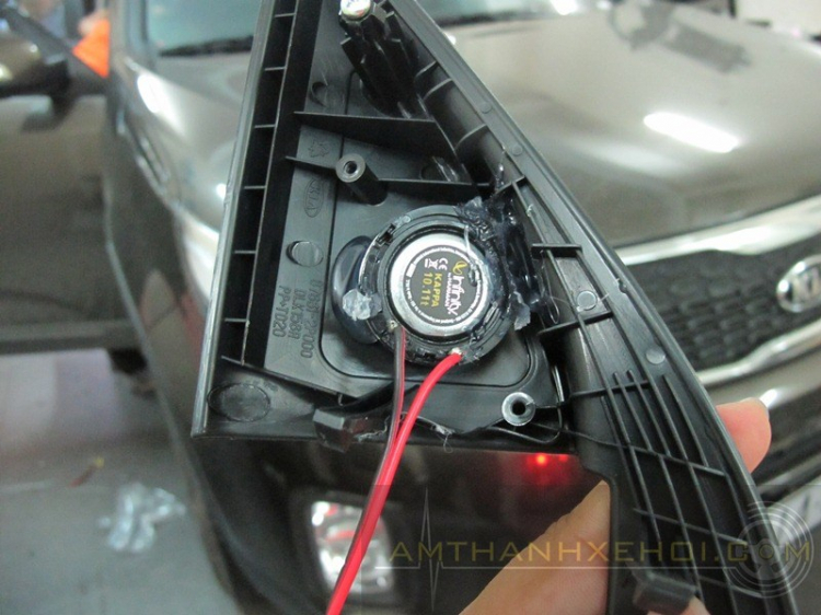 Vũ Car Workshop: Chuyên độ "âm thanh - hình ảnh - mâm - body" cho xe hơi. Vũ Car Workshop: Chuyên độ "âm thanh - hình ảnh - mâm - body" cho xe hơi.