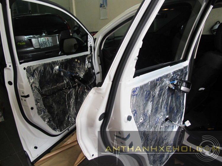 Vũ Car Workshop: Chuyên độ "âm thanh - hình ảnh - mâm - body" cho xe hơi. Vũ Car Workshop: Chuyên độ "âm thanh - hình ảnh - mâm - body" cho xe hơi.