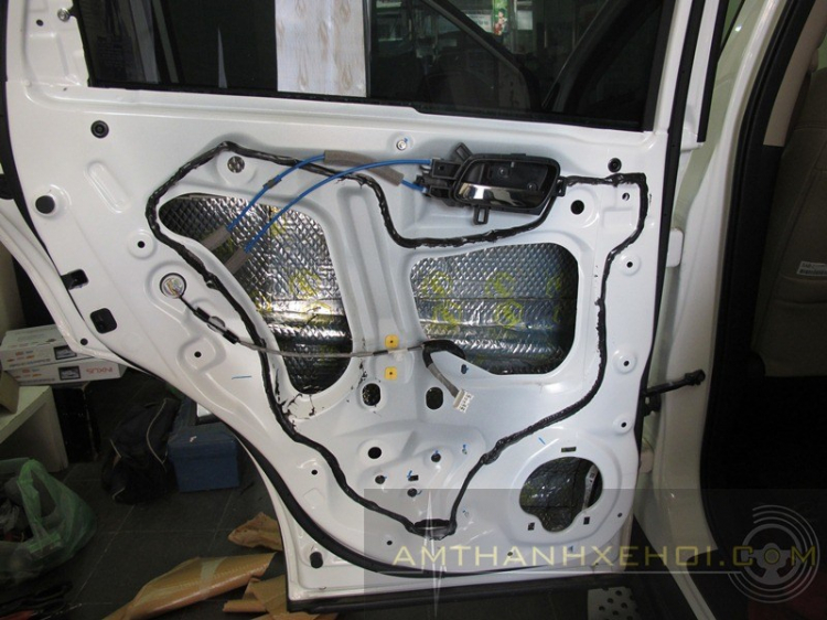 Vũ Car Workshop: Chuyên độ "âm thanh - hình ảnh - mâm - body" cho xe hơi. Vũ Car Workshop: Chuyên độ "âm thanh - hình ảnh - mâm - body" cho xe hơi.