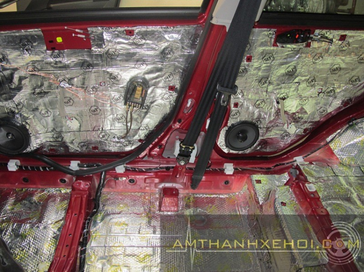Vũ Car Workshop: Chuyên độ "âm thanh - hình ảnh - mâm - body" cho xe hơi. Vũ Car Workshop: Chuyên độ "âm thanh - hình ảnh - mâm - body" cho xe hơi.