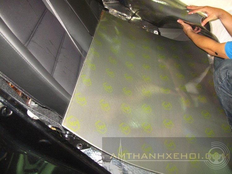 Vũ Car Workshop: Chuyên độ "âm thanh - hình ảnh - mâm - body" cho xe hơi. Vũ Car Workshop: Chuyên độ "âm thanh - hình ảnh - mâm - body" cho xe hơi.