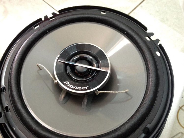 Loa JBL-Pioneer chính hãng giá Sinh viên! Loa JBL-Pioneer chính hãng giá Sinh viên!
