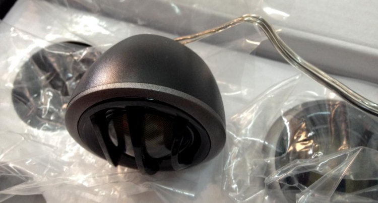 Loa JBL-Pioneer chính hãng giá Sinh viên! Loa JBL-Pioneer chính hãng giá Sinh viên!