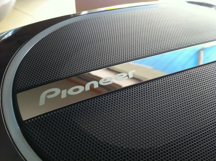 Loa JBL-Pioneer chính hãng giá Sinh viên! Loa JBL-Pioneer chính hãng giá Sinh viên!