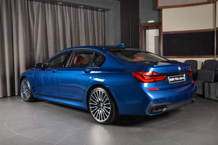 bmw-abu-dhabi-750li-avis-blue-1.jpg