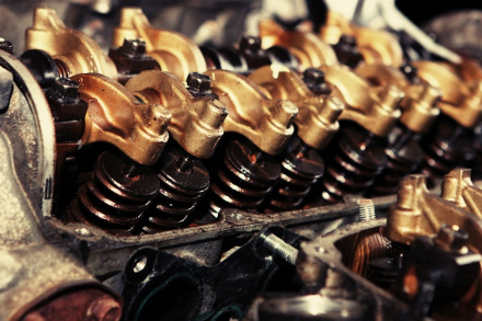 otosaigon_Engines_01.jpg