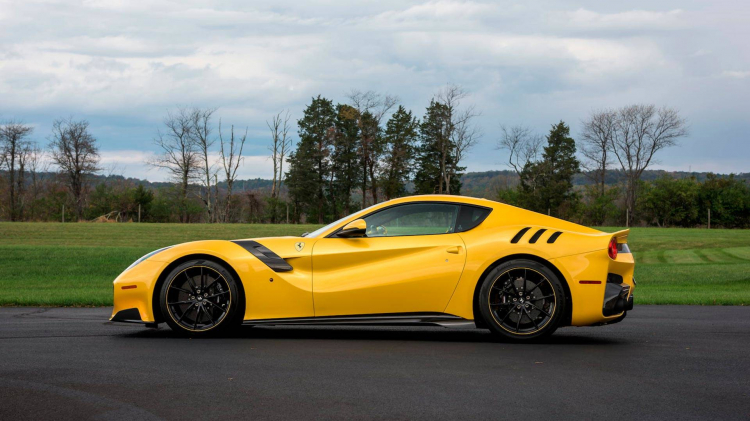 Siêu xe Ferrari F12TdF trở thành món hời cho chủ nhân khi có thể được bán với giá gấp đôi.