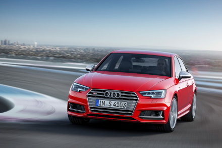 otosaigon-Audi-Cookie-Cutter-Design-1.jpg