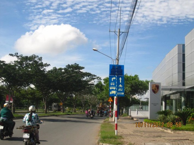 [CSGT Nhà Bè]: Ôtô chạy làn phải đường 1 chiều có 2 làn nét đứt, ko bảng phân làn (Standby nộp hs)