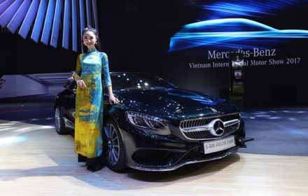 otosaigon-Cac dong xe the thao 2 cua, mui tran cua Mercedes-Benz.jpg