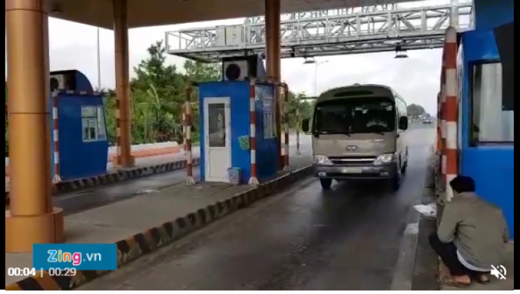 BOT Sóc Trăng - anh ngậm điếu thuốc Jet ngồi ghi cái gì thế?