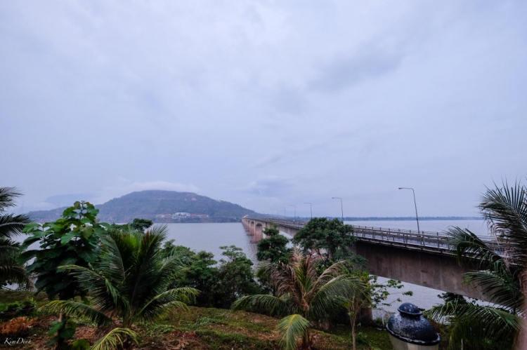 Hành trình Vờ-Cờ-Lờ (Việt-Cam-Lào) Hành trình Vờ-Cờ-Lờ (Việt-Cam-Lào)