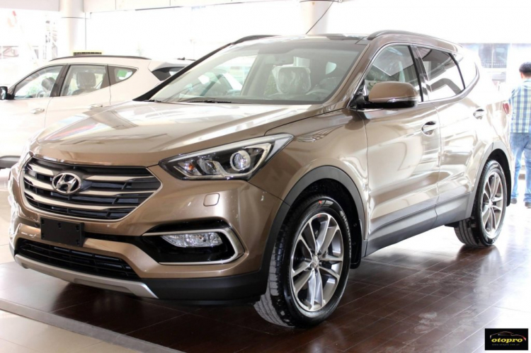 HYUNDAI GIÁ RẺ I10, ELANTRA, TUCSON, SANTAFE GIAO NGAY GIÁ 2018