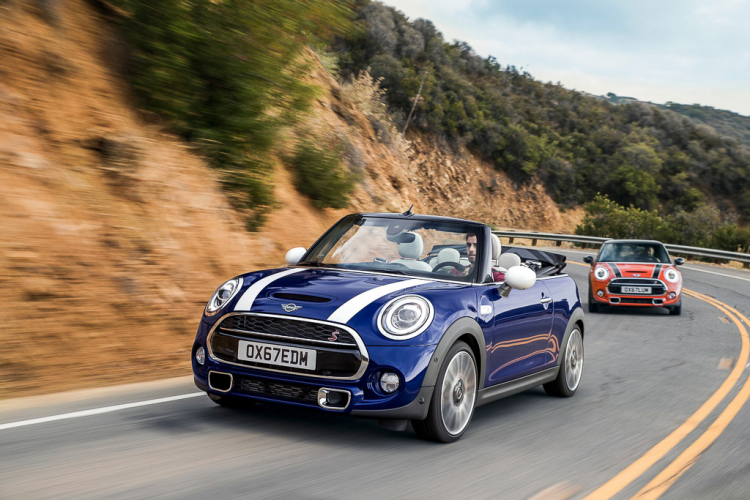 [NAIAS 2018] Mini trình làng bộ đôi Cooper hatchback và mui trần mới