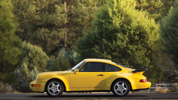 Bộ sưu tập 12 chiếc Porsche 911 cổ điển sắp được mang bán đấu giá