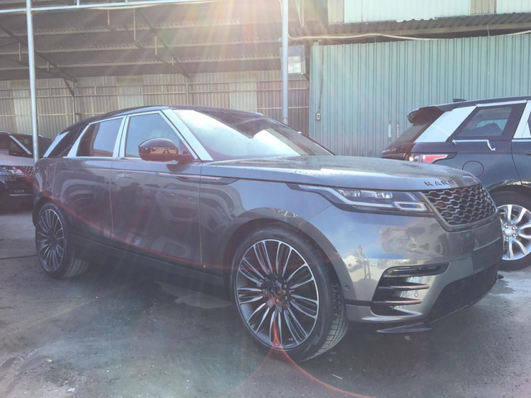 Range Rover Velar phiên bản First Edition 500 chiếc trên thế giới về Việt Nam.