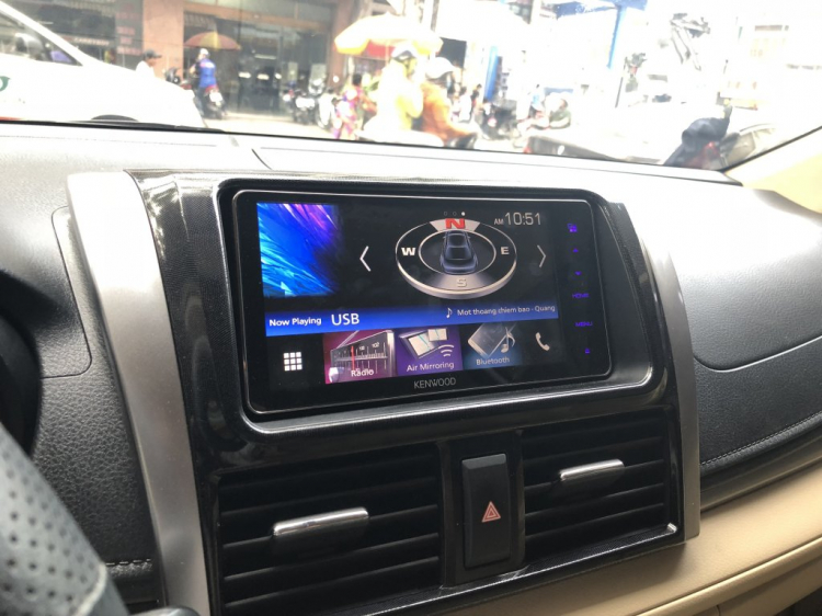 [Clip] Đầu Kenwood DDX917WS cho xe Toyota, có Apple CarPlay, Android Auto, Air Mirroring; giá 18,9tr