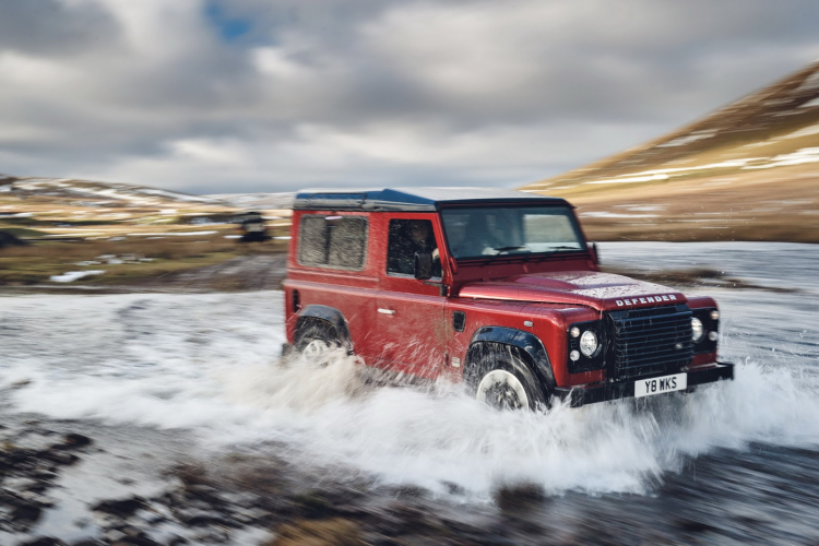 Land Rover Defender phiên bản kỷ niệm 70 năm ra mắt; chỉ 150 chiếc được sản xuất