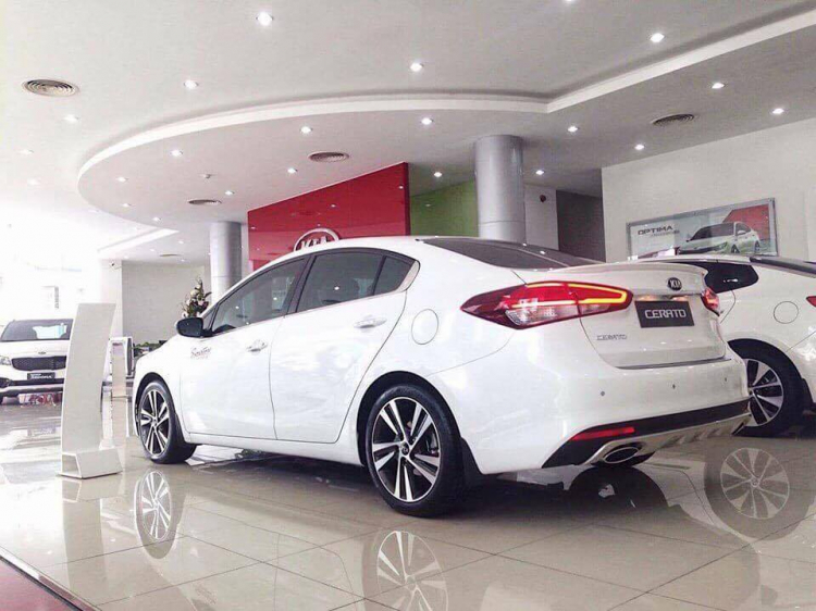 KIA CERATO 1.6 AT Sk 2018, CÓ BH 2 CHIỀU