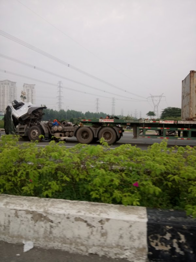 Bị chặt đầu ở Bình Dương