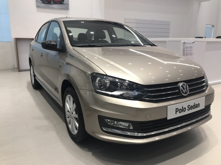 Đánh Giá Chi Tiết Xe Volkswagen Polo Sedan 2018 Màu Vàng Titanium Hiếm Tại Việt Nam
