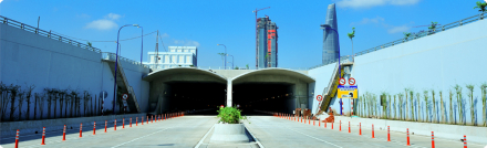 Otosaigon-Ham-thu-thiem-1.jpg