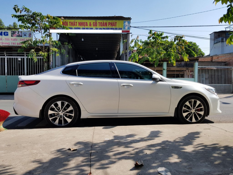 Kia Optima facelift 2019 lộ diện, thay đổi ở diện mạo và công nghệ