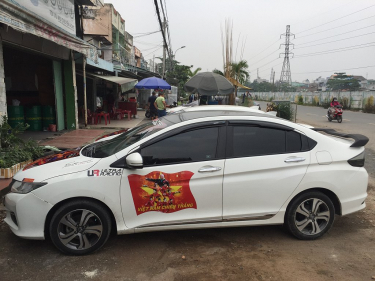 CLB Honda City Sài Gòn và Civic Club SG cùng diễu hành cổ động U23 Việt Nam chiến thắng