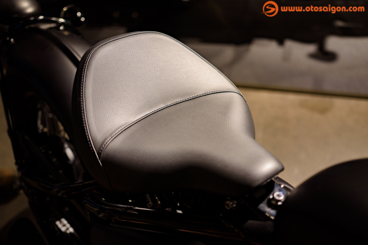 Triumph Bonneville Bobber Black 2018 giá từ 595 triệu đồng tại Việt Nam Triumph Bonneville Bobber Black 2018 giá từ 595 triệu đồng tại Việt Nam