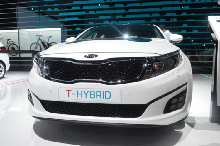 Kia Optima T-Hybrid concept, xe công nghệ xanh giá phải chăng