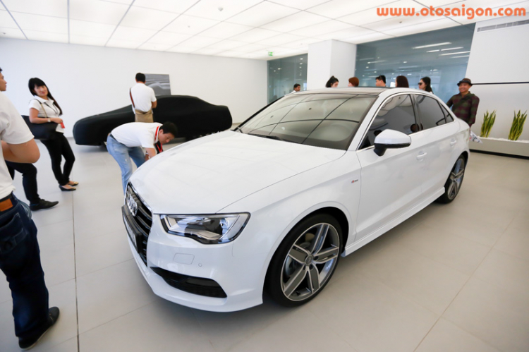 Trải nghiệm siêu xe R8 cùng Audi Việt Nam tại Dubai, UAE