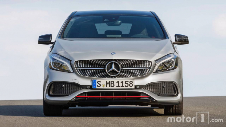 So sánh sự khác biệt giữa Mercedes-Benz A-Class mới và cũ