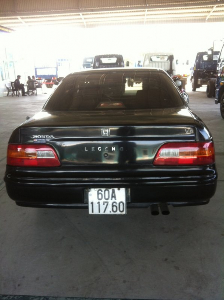 Cần bán lại xe Honda Legend đời 1996, màu đen, nhập khẩu nguyên chiếc