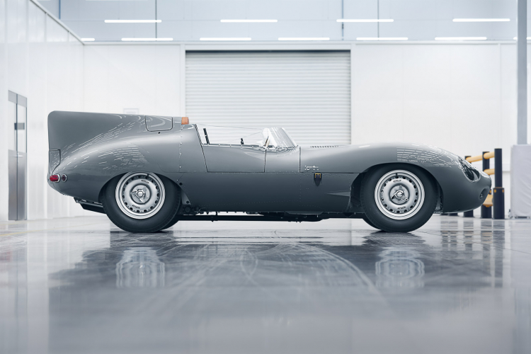 Sự trở lại của huyền thoại Jaguar D-Type