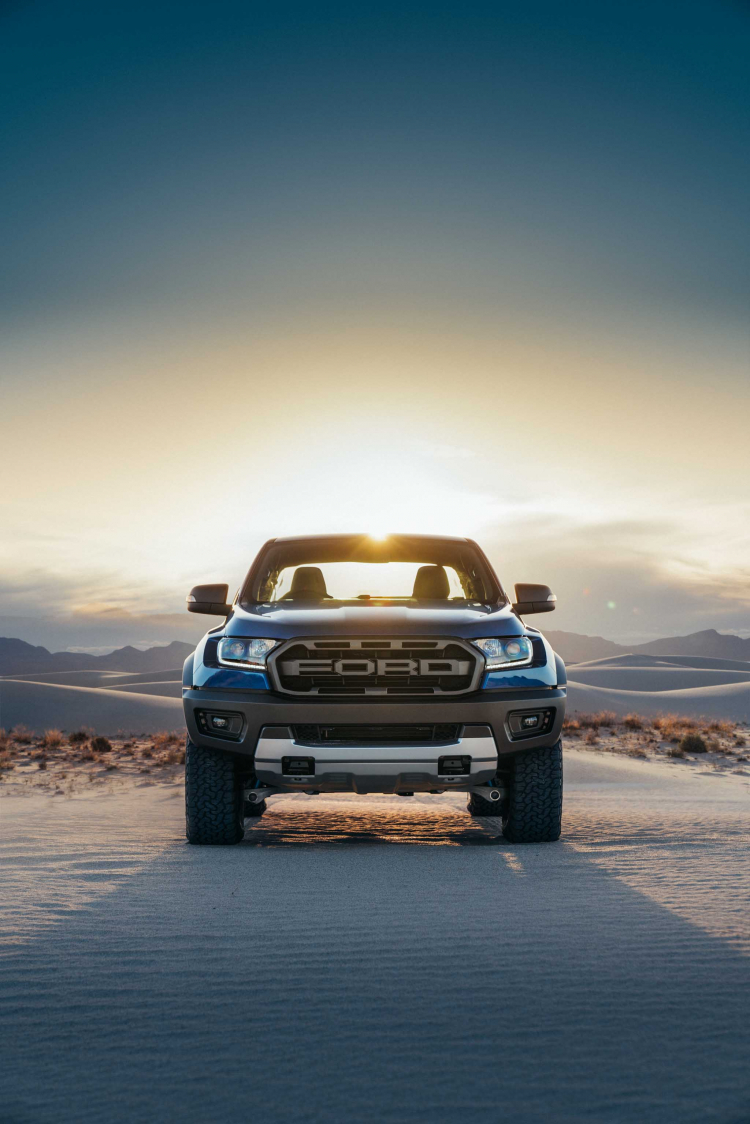 Ford Ranger Raptor ra mắt, động cơ diesel I4 2.0L tăng áp kép, 210 mã lực, 500 Nm, hộp số 10 cấp