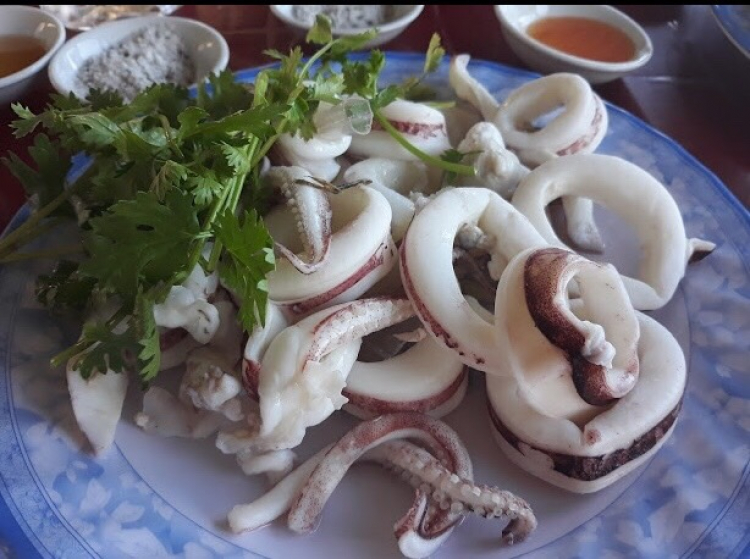 Địa điểm ở Phú yên? Địa điểm ở Phú yên?